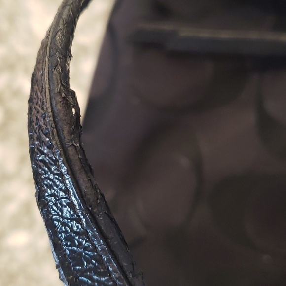 Coach Black Shoulder Bag - Picture 9 of 12